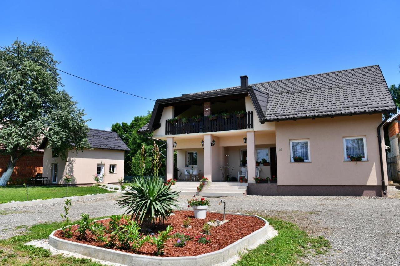 Green Linden Rakovica Exterior foto